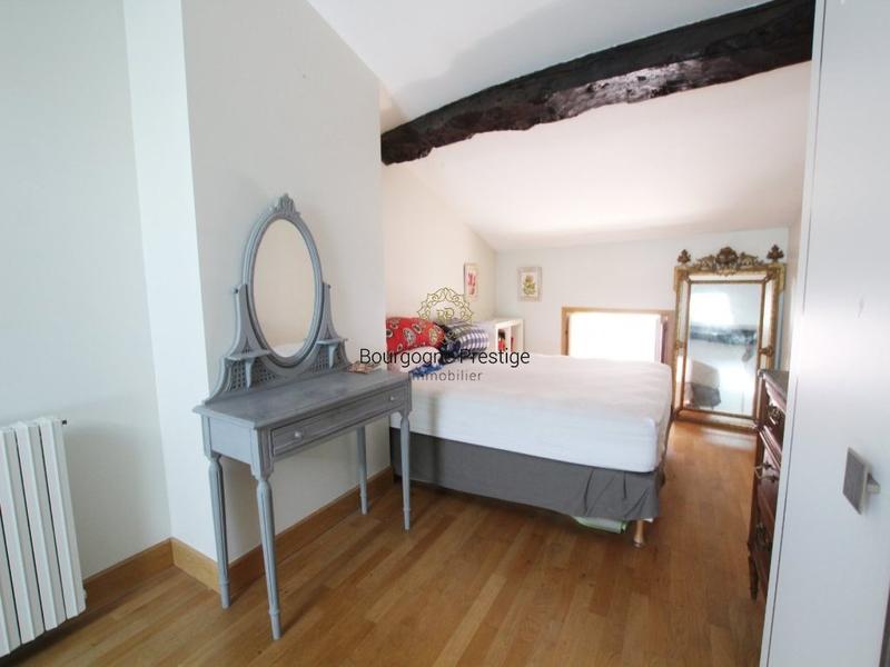 Demeure - 344 m² - 15 pièces