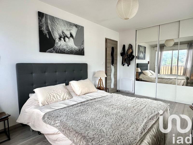 Appartement - 102 m² - 4 pièces