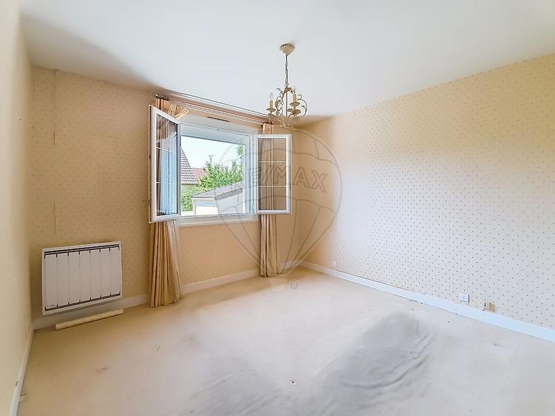 Maison - 97 m² - 4 pièces