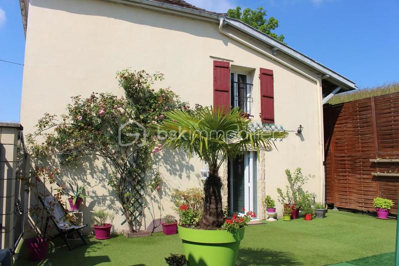 Maison - 168 m² - 8 pièces