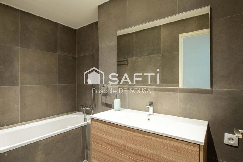 Appartement - 107 m² - 4 pièces