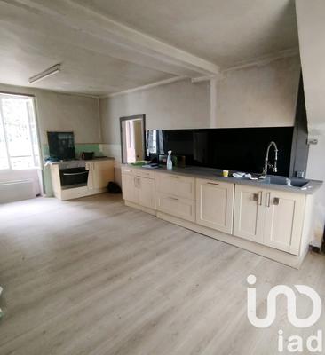 Maison de village - 80 m² - 3 pièces