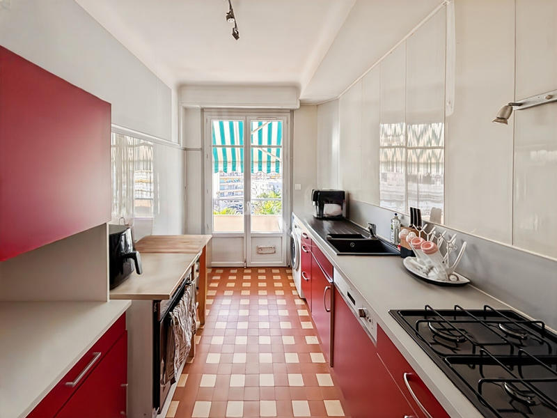 Appartement - 81 m² - 3 pièces