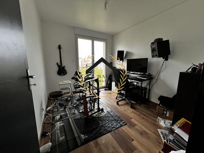 Maison - 84 m² - 5 pièces