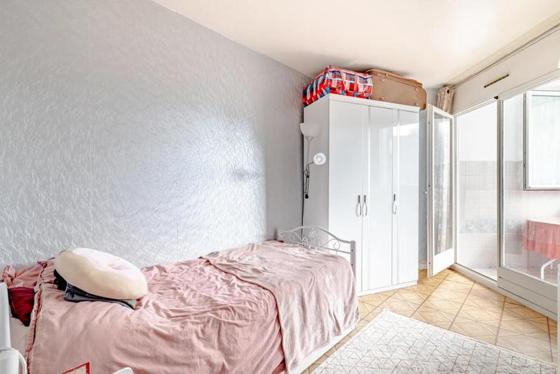 Appartement - 90 m² - 5 pièces