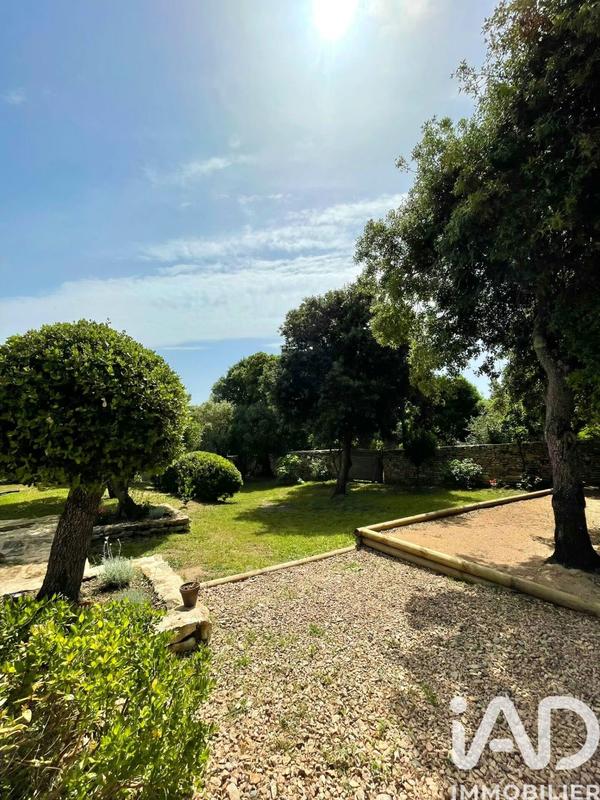 Maison - 295 m² - 11 pièces