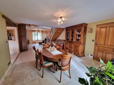 Maison - 184 m² - 6 pièces