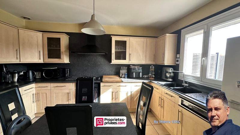 Maison - 120 m² - 7 pièces