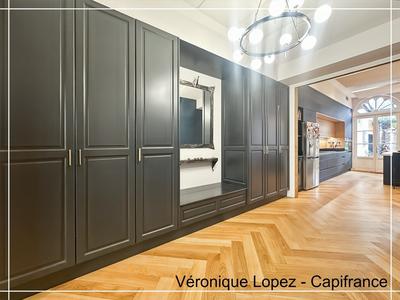 Maison bourgeoise - 266 m² - 7 pièces