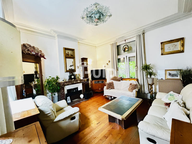 Maison de ville - 161 m² - 7 pièces