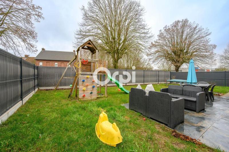 Maison - 83 m² - 4 pièces