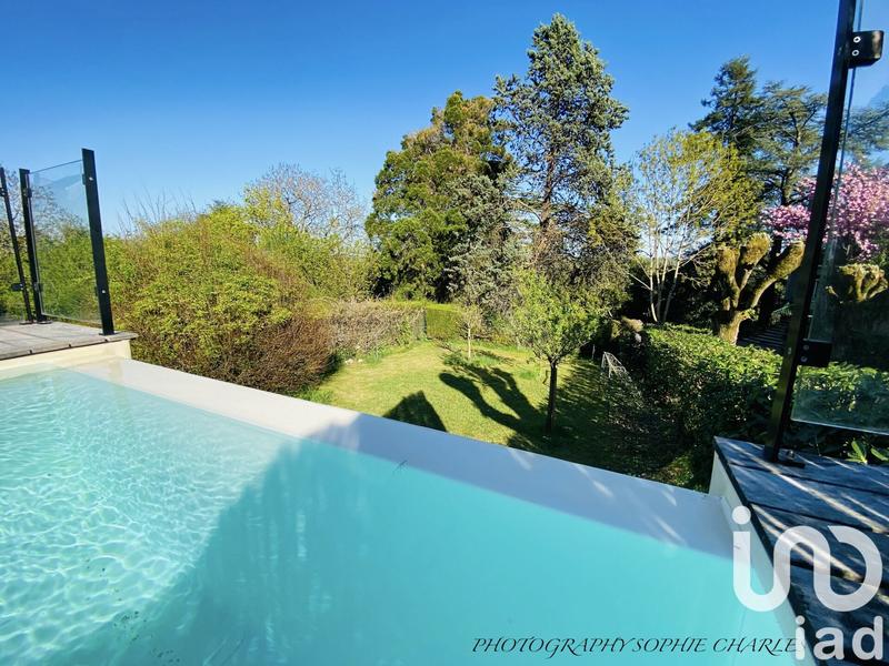 Maison - 168 m² - 7 pièces