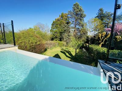 Maison - 168 m² - 7 pièces