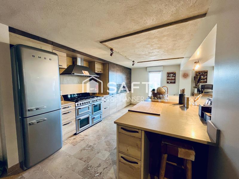 Maison - 717 m² - 21 pièces