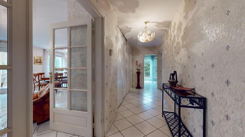 Appartement - 100 m² - 3 pièces