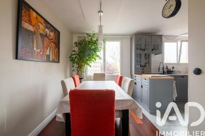 Appartement - 80 m² - 5 pièces