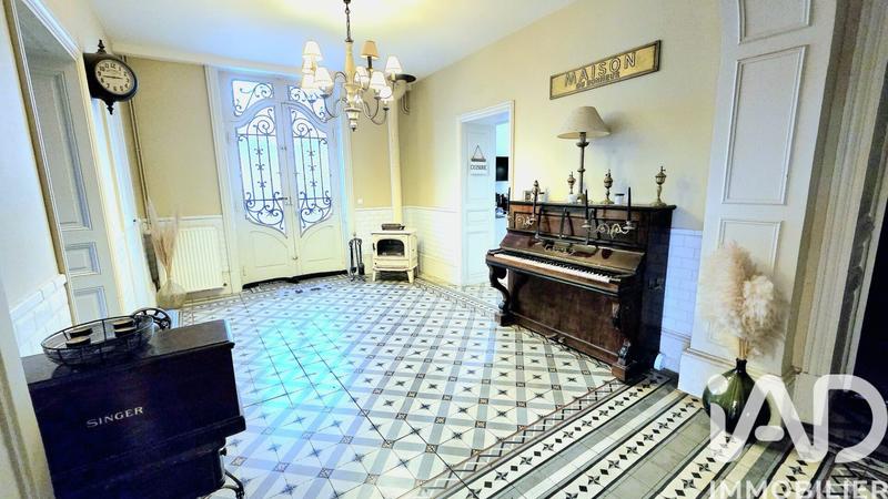 Maison de campagne - 340 m² - 8 pièces