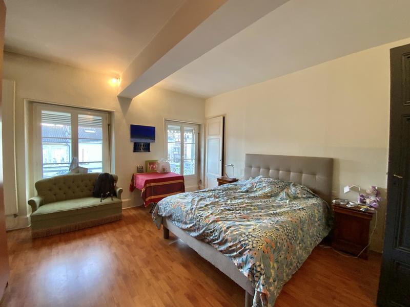 Maison de ville - 400 m² - 10 pièces