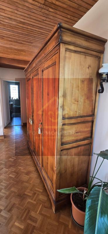 Propriété - 250 m² - 6 pièces