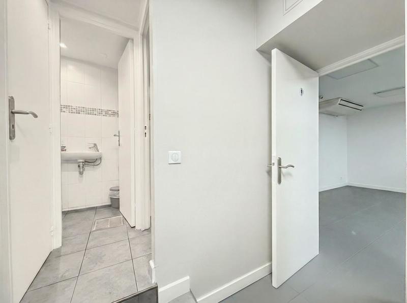 Local commercial - 102 m²