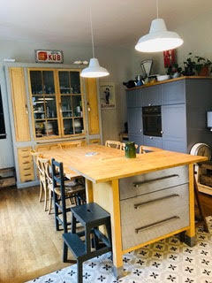 Maison - 260 m² - 7 pièces