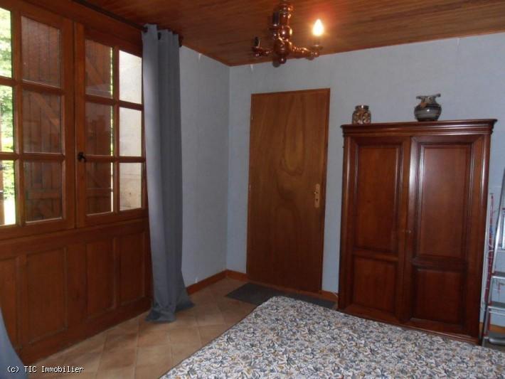 Propriété - 220 m² - 10 pièces