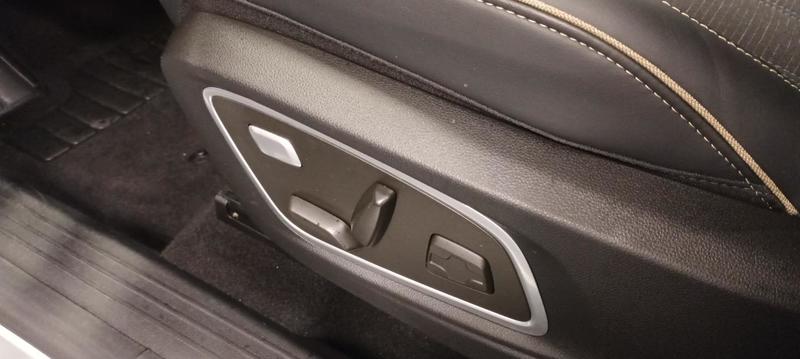 Renault Austral E-Tech hybrid 200 Iconic