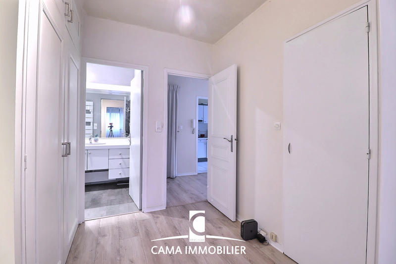 Appartement - 112 m² - 6 pièces