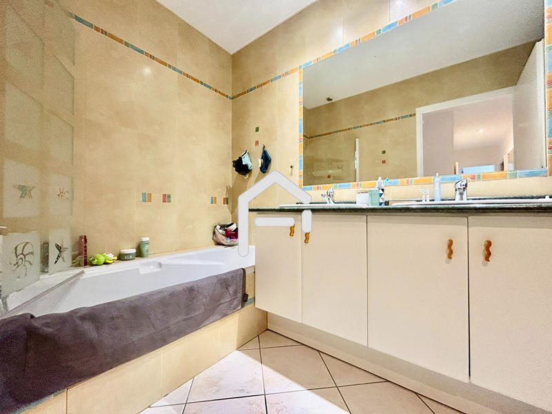 Maison - 130 m² - 6 pièces