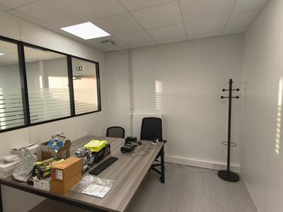 Bureau - 149 m²