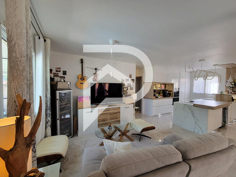 Maison - 82 m² - 3 pièces