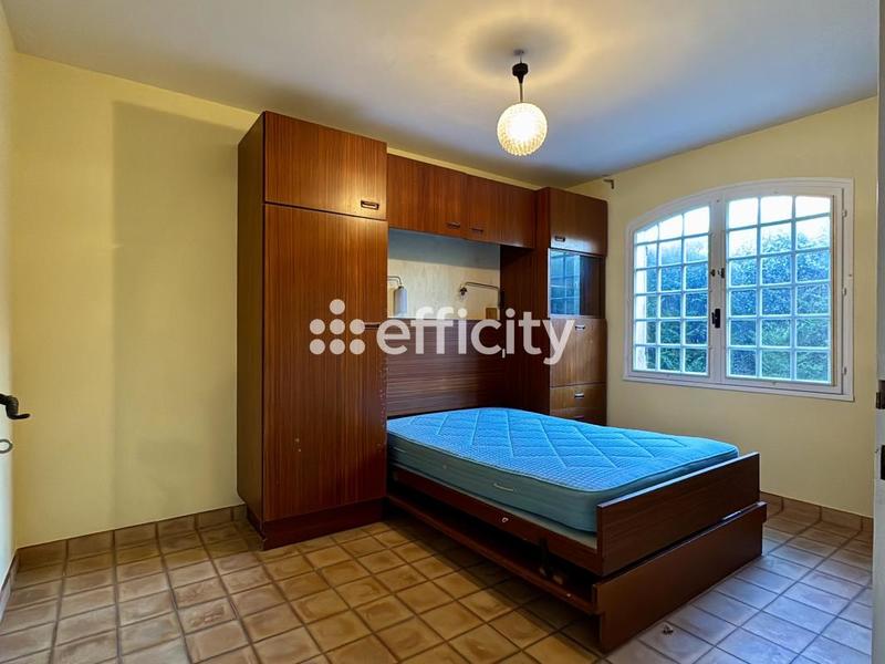 Maison - 183 m² - 5 pièces