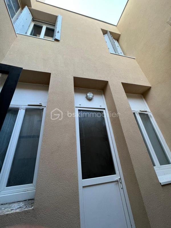 Immeuble - 265 m² - 12 pièces