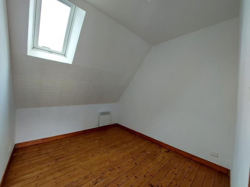 Maison - 93 m² - 7 pièces