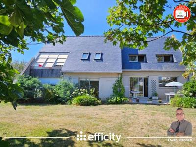 Maison - 207 m² - 6 pièces