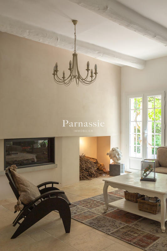 Villa - 240 m² - 6 pièces