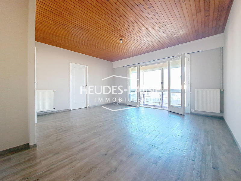 Immeuble - 6 pièces