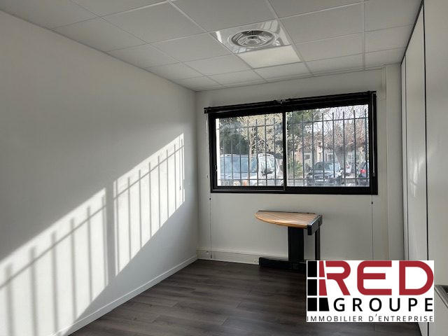 Bureau - 124 m² - 7 pièces