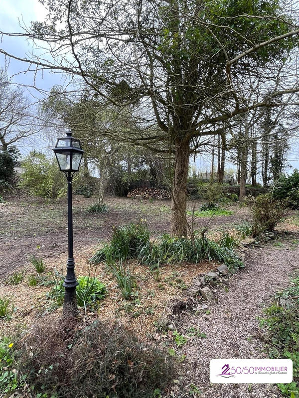 Maison ancienne - 250 m² - 9 pièces