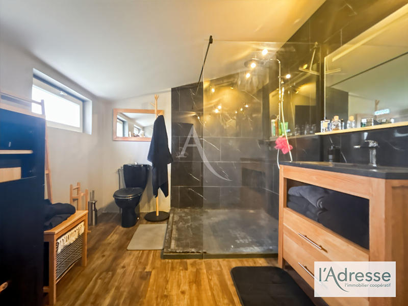 Maison - 173 m² - 8 pièces