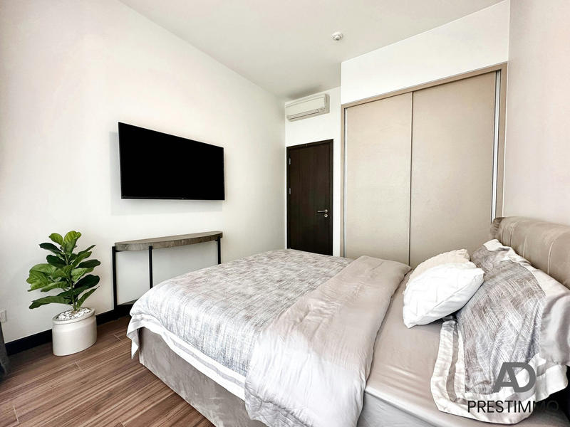 Appartement - 90 m² - 4 pièces