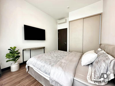 Appartement - 90 m² - 4 pièces