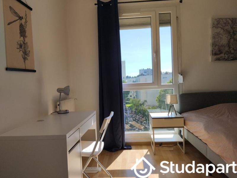 Chambre - 14 m² - 1 pièce