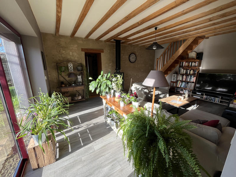 Maison - 198 m² - 7 pièces