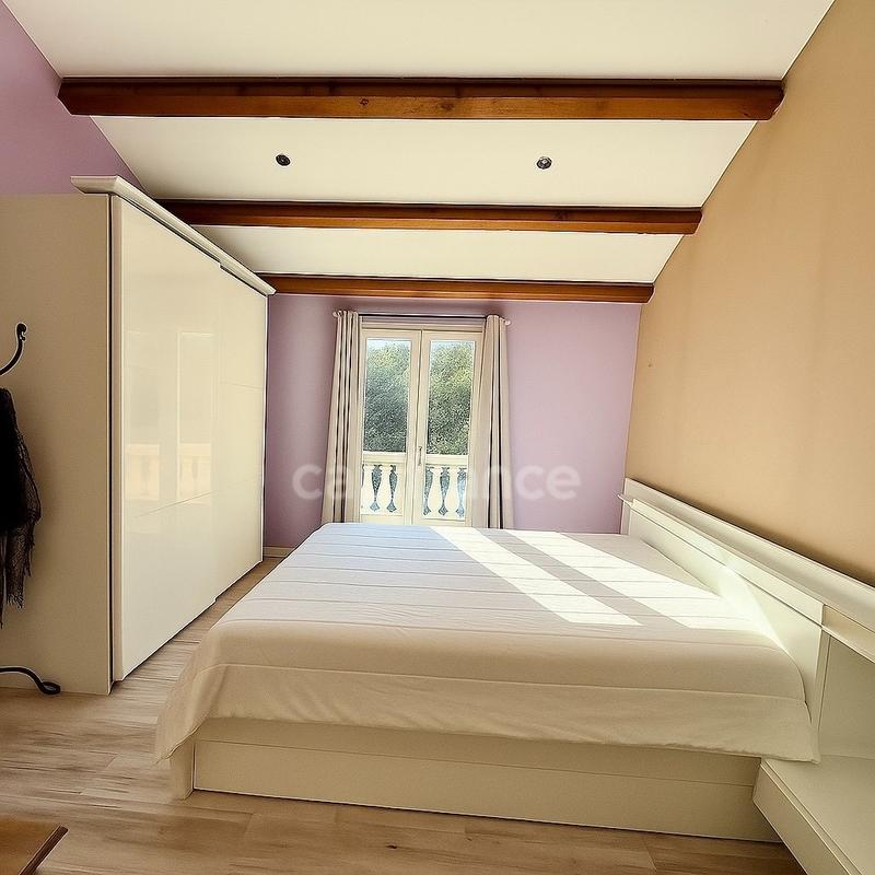 Maison - 141 m² - 7 pièces