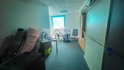 Bureau - 210 m²