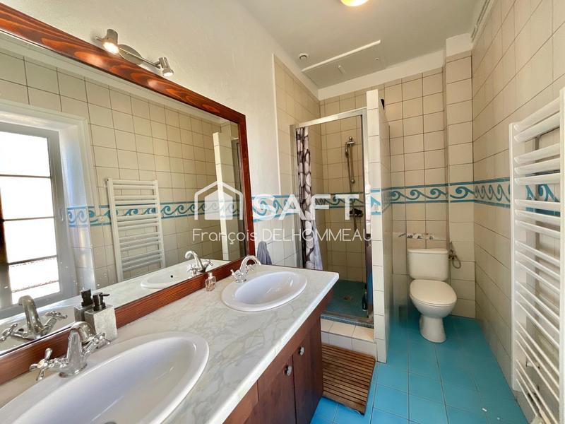 Maison - 130 m² - 7 pièces