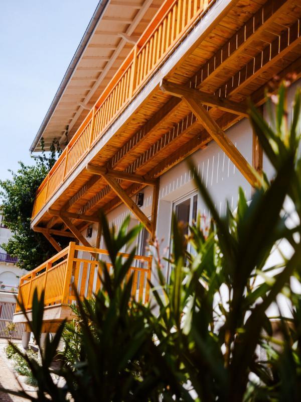 Maison - 240 m² - 10 pièces