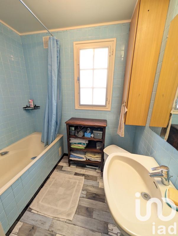 Maison - 99 m² - 5 pièces