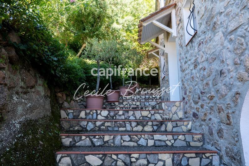 Maison - 140 m² - 7 pièces